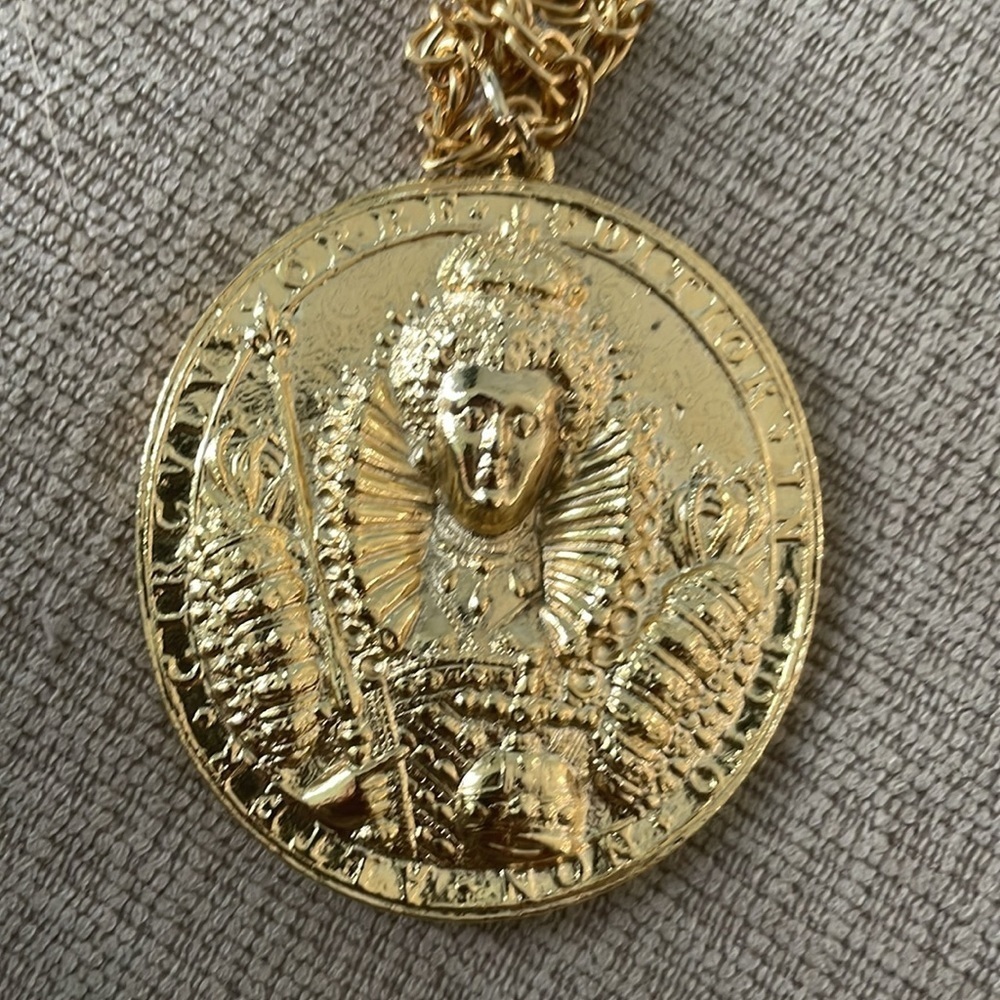 The British Museum Elizabeth I Pendant